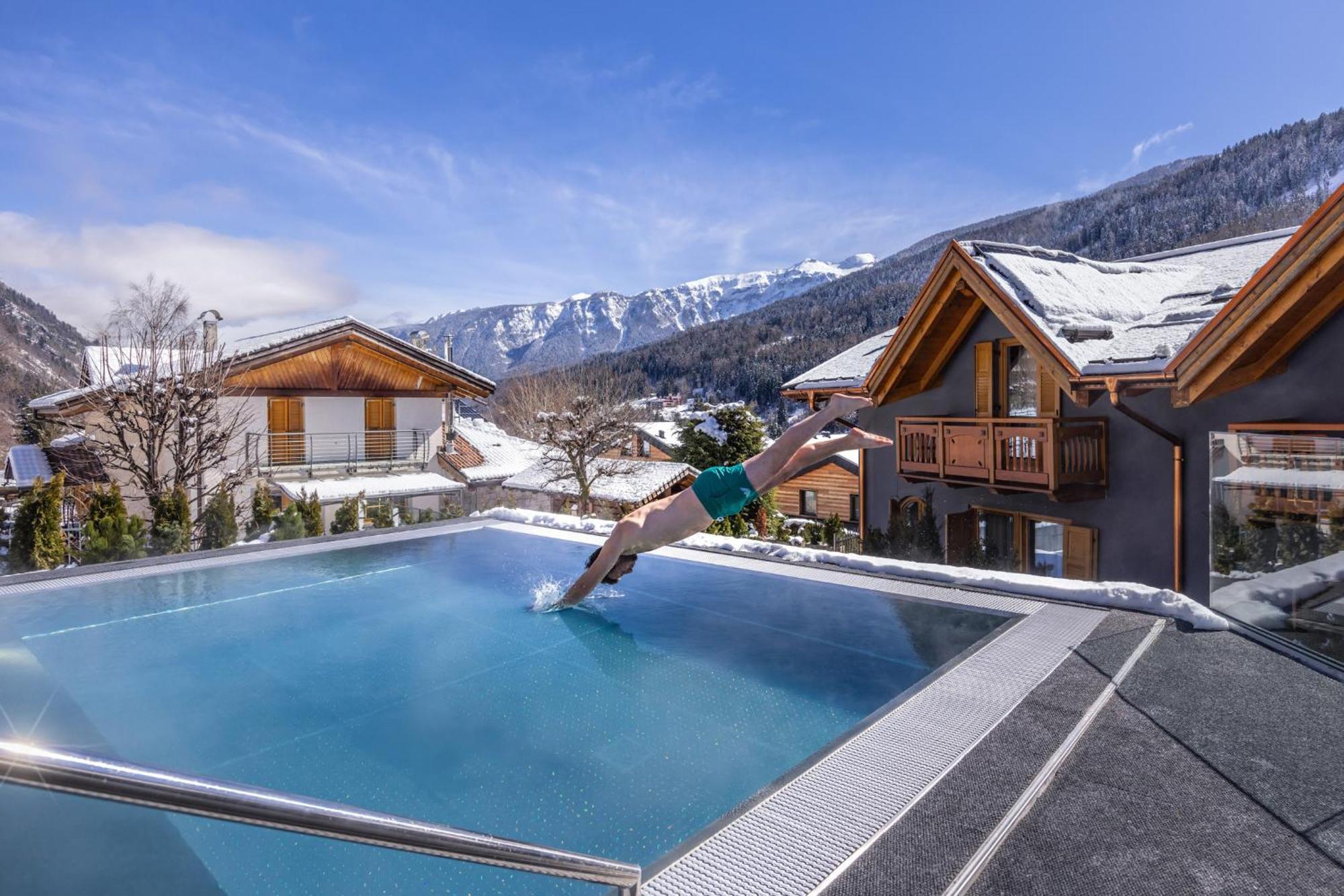 Hotel Ravelli Luxury Spa Mezzana  Exterior foto