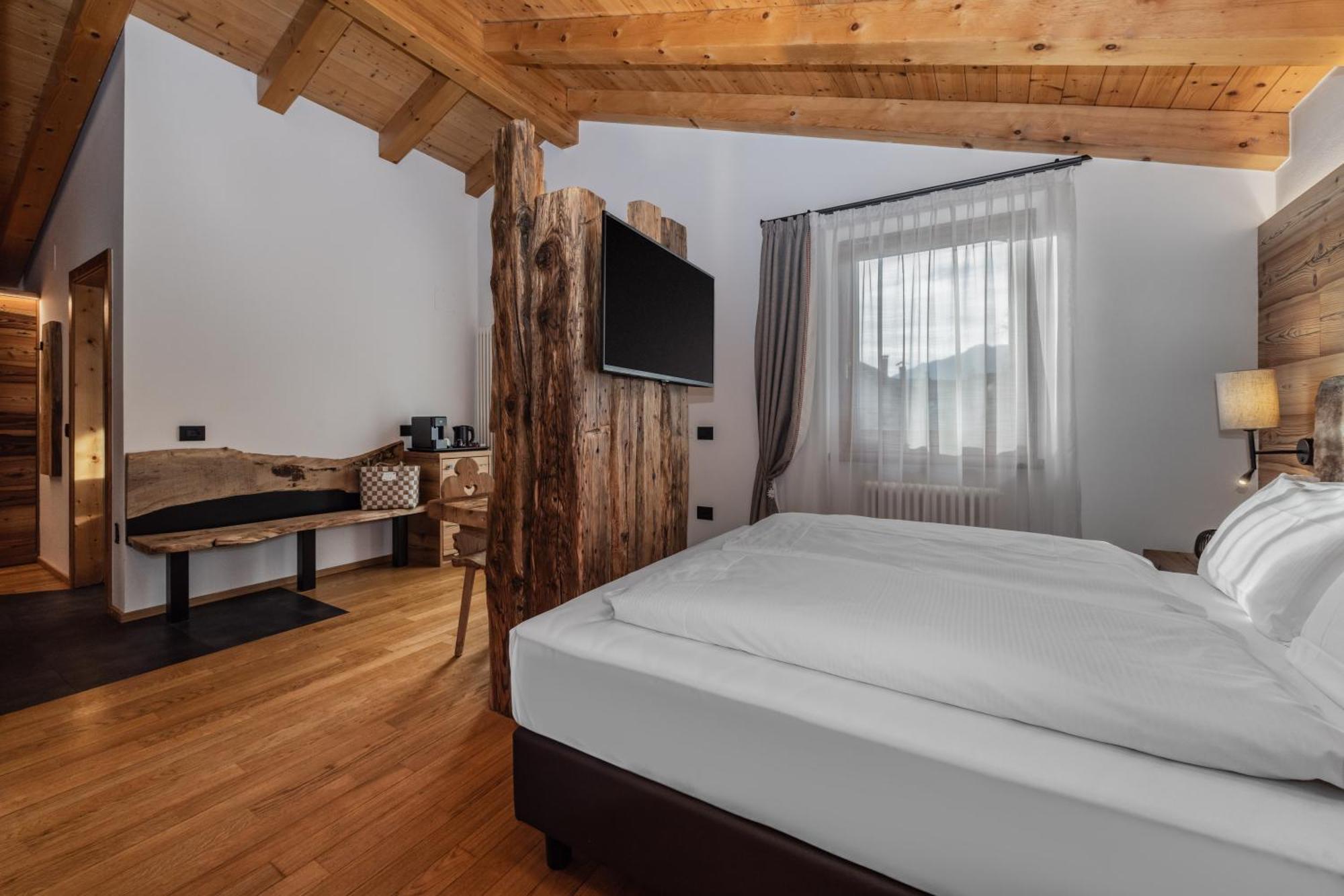 Hotel Ravelli Luxury Spa Mezzana  Exterior foto