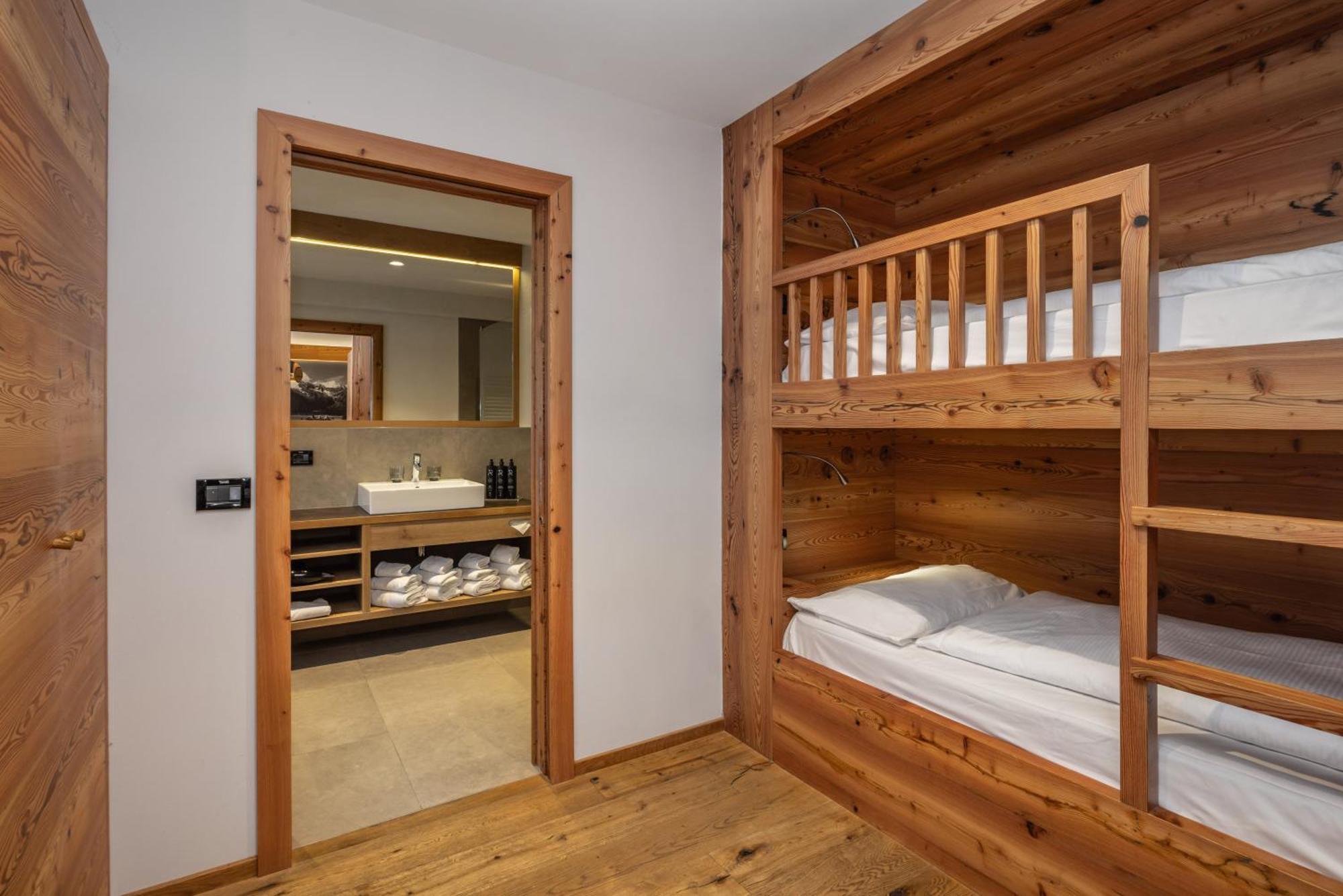 Hotel Ravelli Luxury Spa Mezzana  Exterior foto
