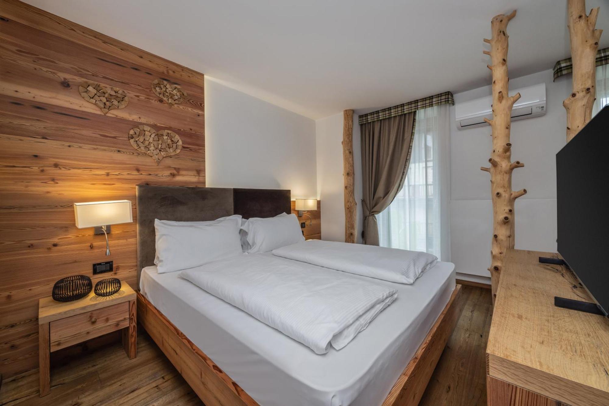 Hotel Ravelli Luxury Spa Mezzana  Exterior foto