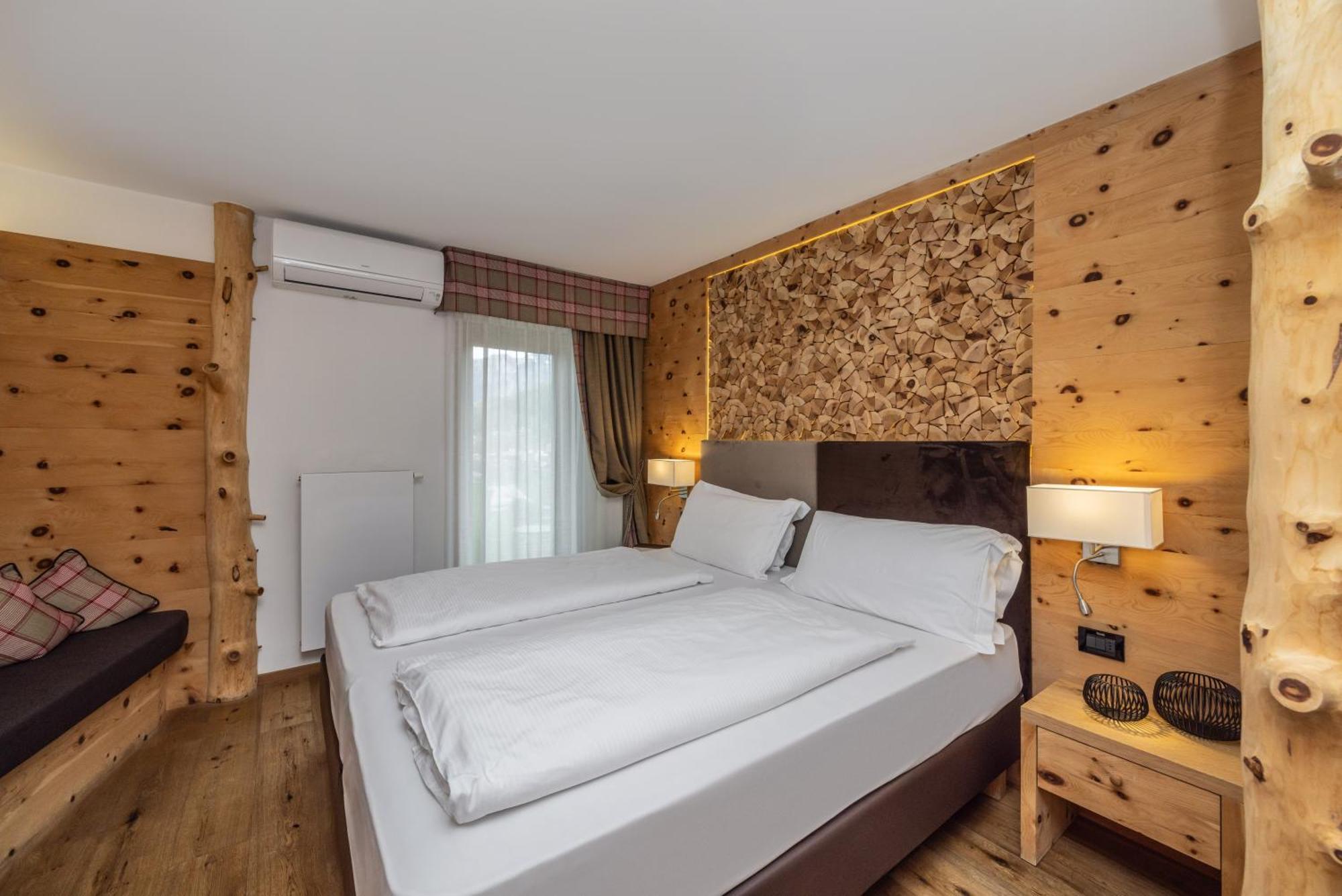 Hotel Ravelli Luxury Spa Mezzana  Exterior foto