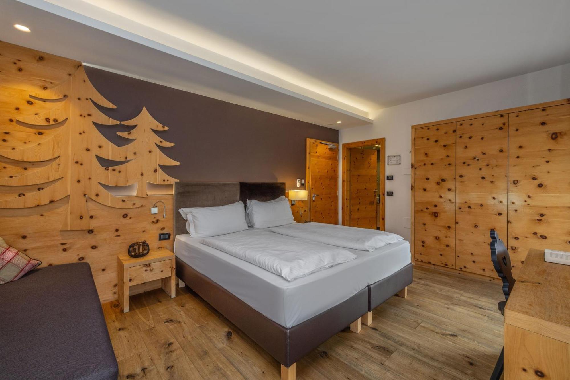 Hotel Ravelli Luxury Spa Mezzana  Exterior foto
