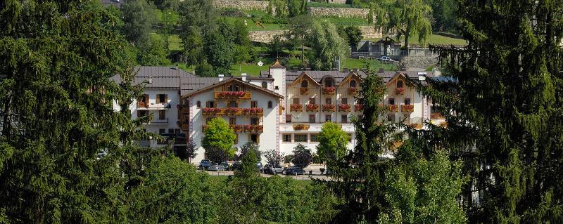 Hotel Ravelli Luxury Spa Mezzana  Exterior foto